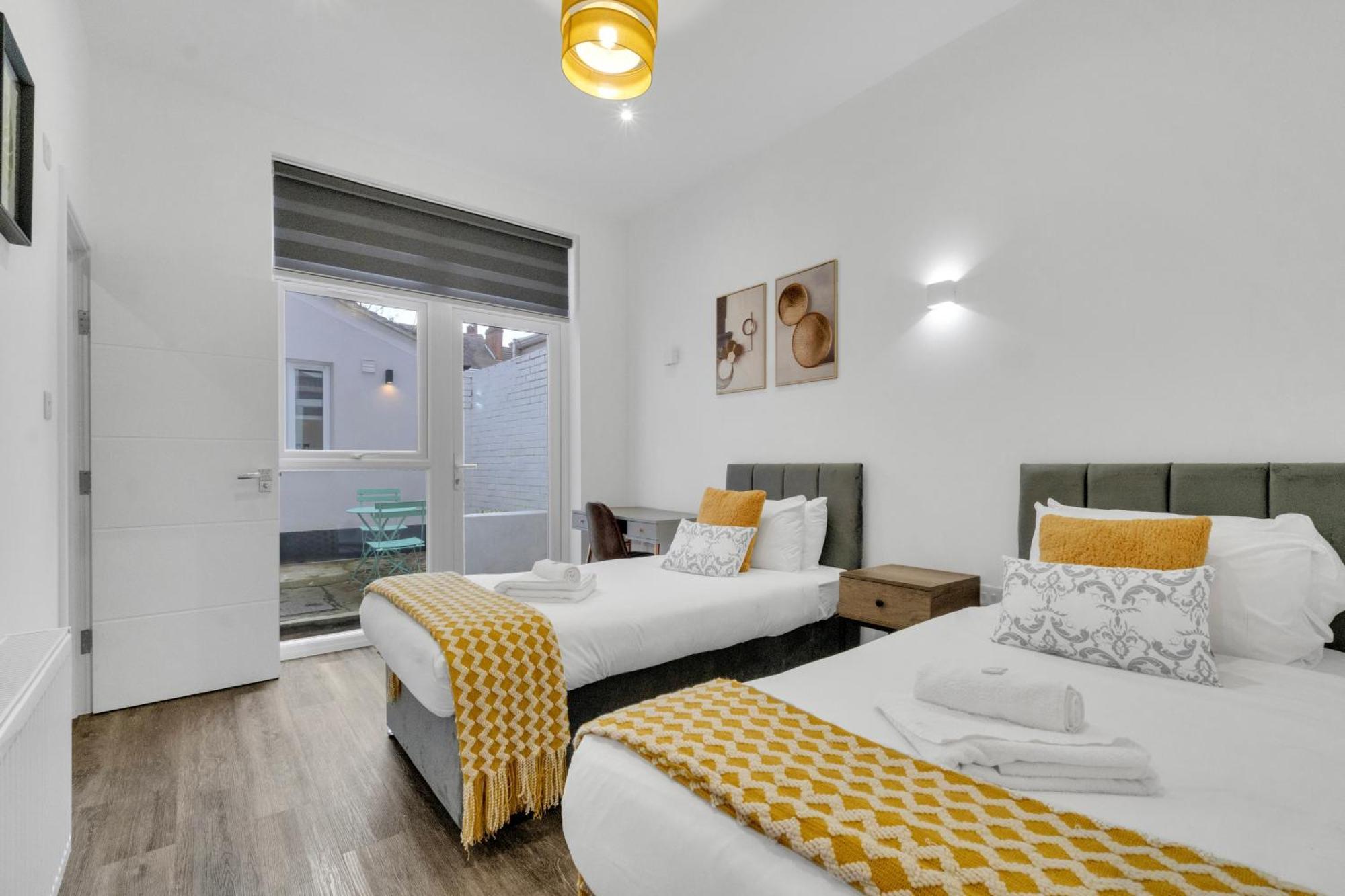 Homely North London Apartments Hendon The Hyde Eksteriør billede