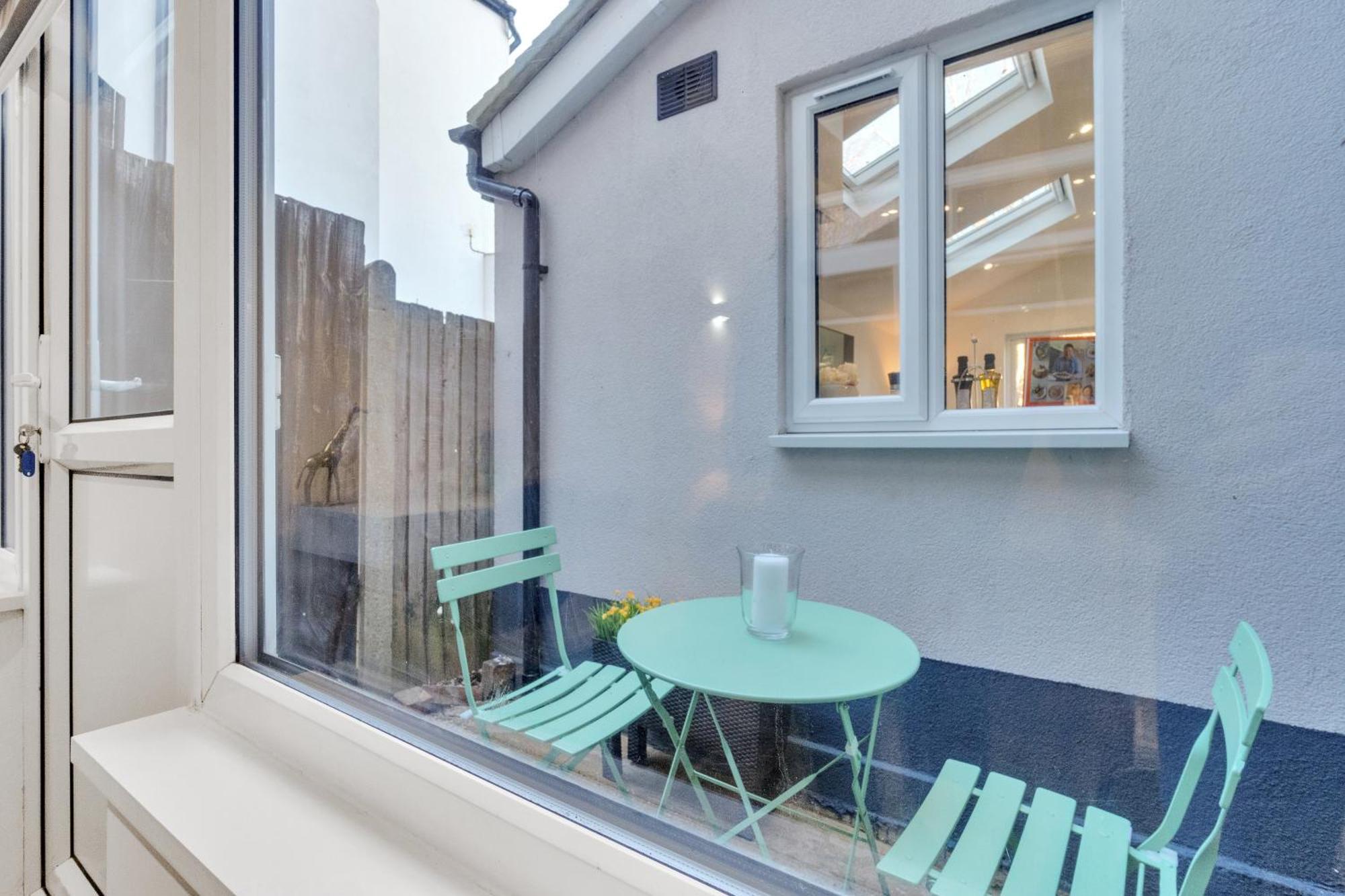 Homely North London Apartments Hendon The Hyde Eksteriør billede