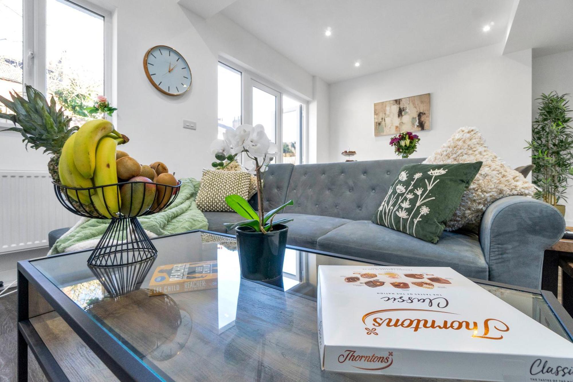 Homely North London Apartments Hendon The Hyde Eksteriør billede